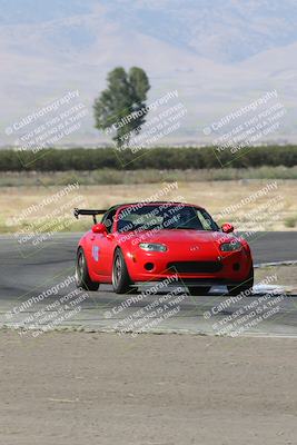 media/Sep-15-2024-Speed Ventures (Sun) [[7a54f7ed2f]]/Yellow Group/Session 1 (Outside Grapevine)/
